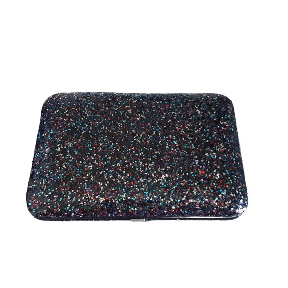 6 Piece Manicure Set with Case - Picture 2 of 2